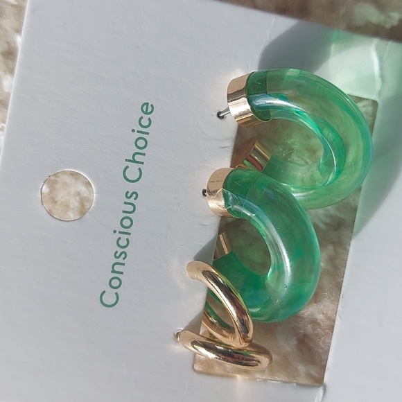 Earing and rings 💍 ✨️ - Picture 5 of 6